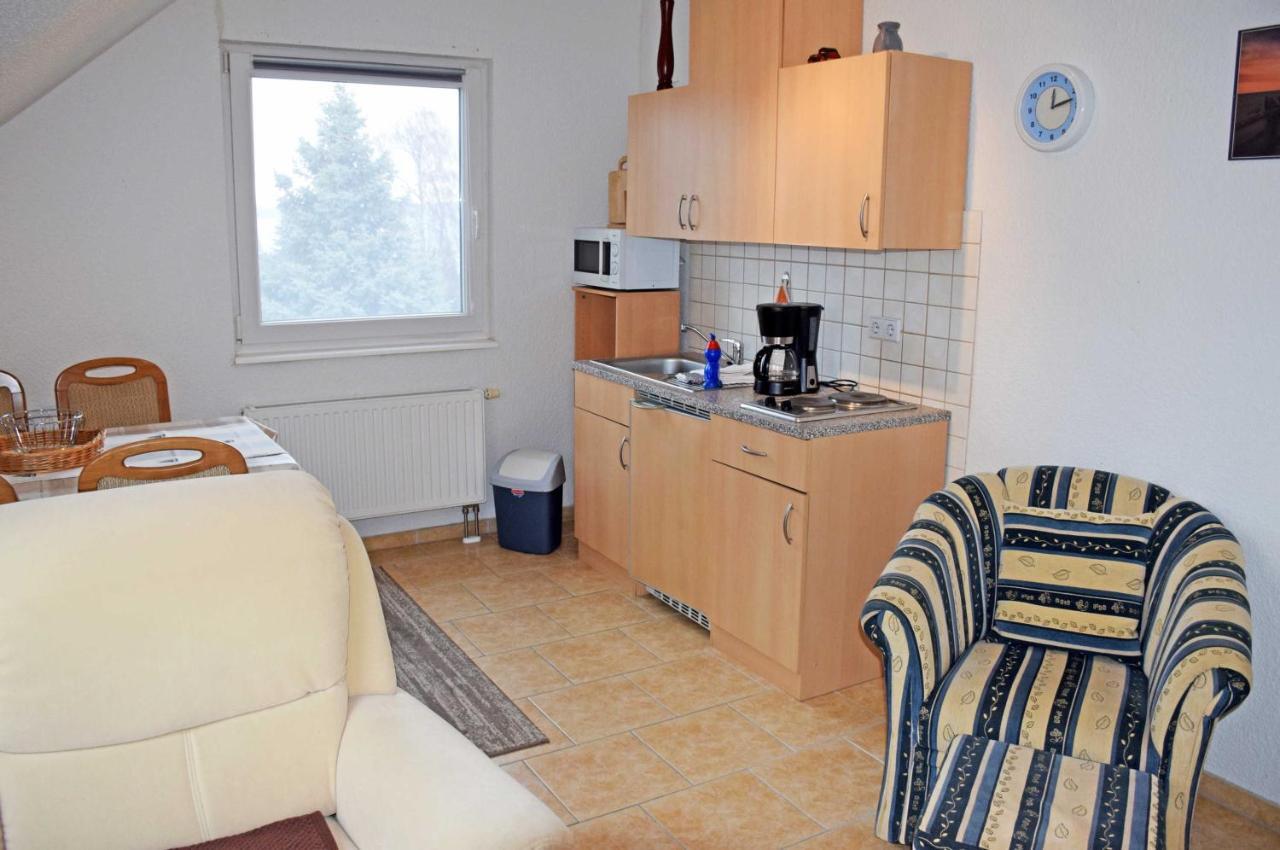 Ferienappartement Petra Kliesow Gager Kamer foto