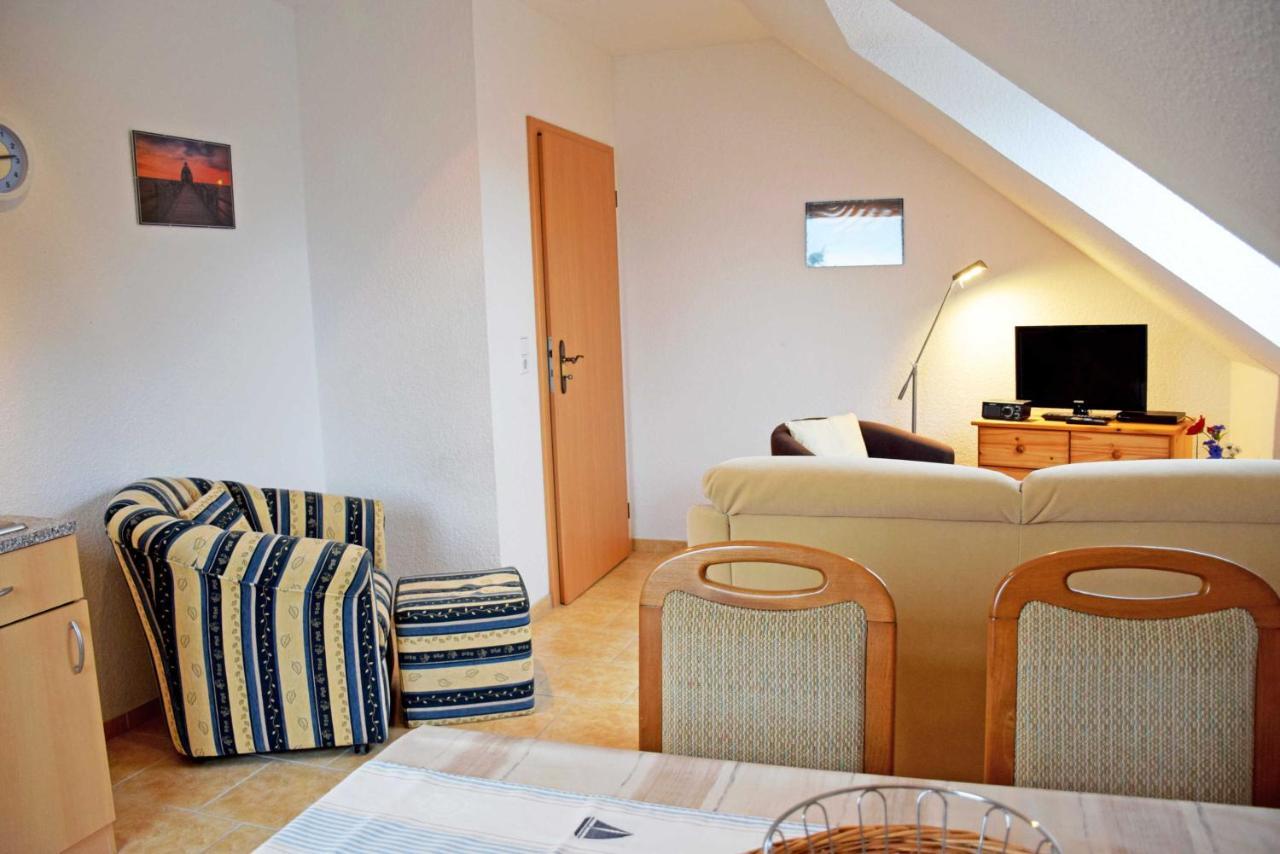Ferienappartement Petra Kliesow Gager Buitenkant foto