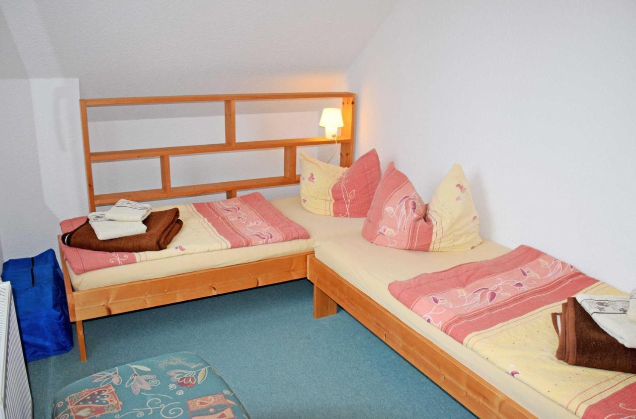 Ferienappartement Petra Kliesow Gager Kamer foto